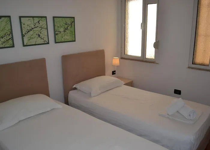 Kela's 5 Bedrooms *