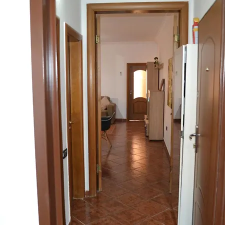 Kela's 5 Bedrooms * Vlorë