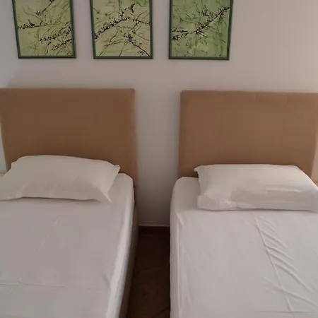 Kela's 5 Bedrooms