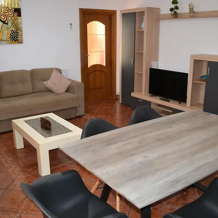 Kela's 5 Bedrooms Vlorë