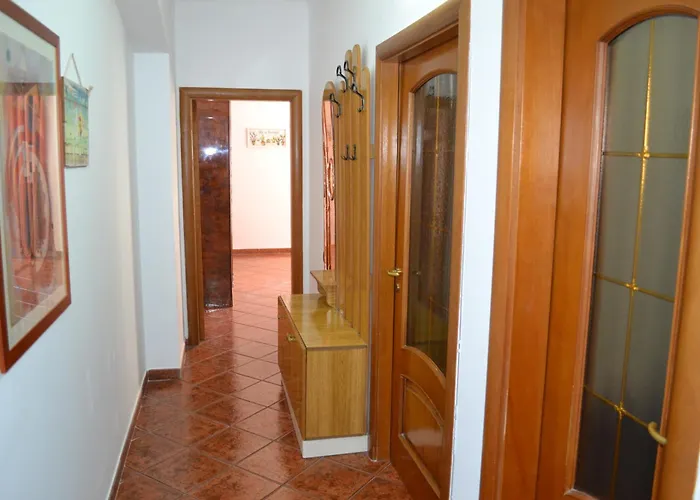 Kela's 5 Bedrooms Daire *