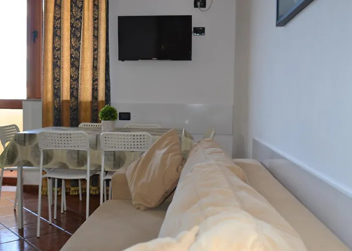 Kela's 5 Bedrooms 公寓