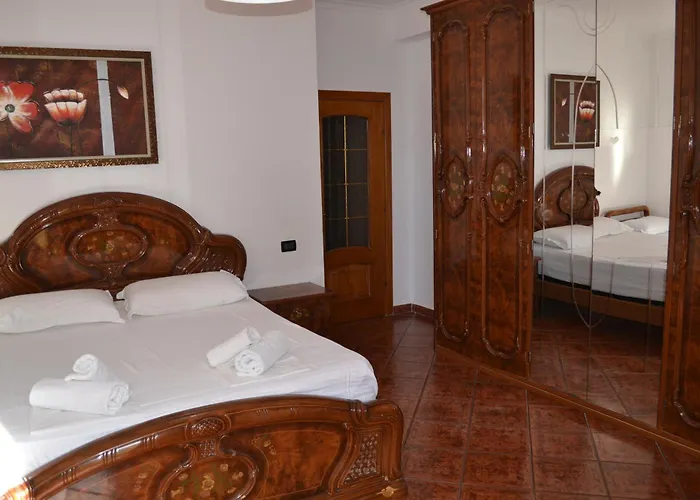 Kela's 5 Bedrooms * Vlorë
