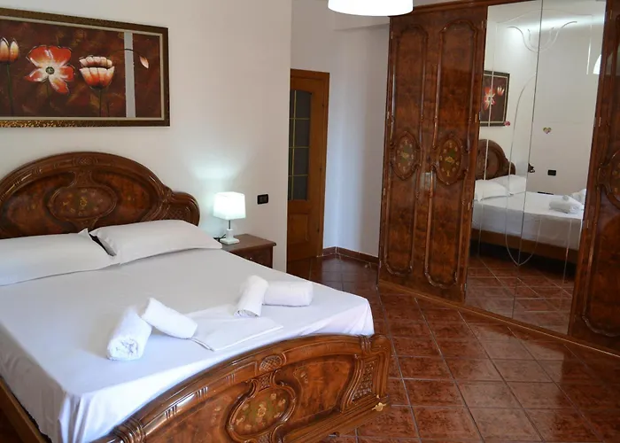 Kela's 5 Bedrooms 公寓