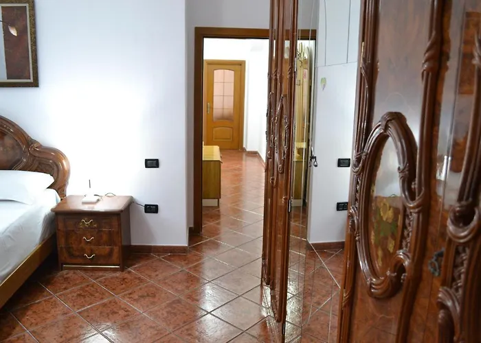 Kela's 5 Bedrooms 公寓 Vlorë